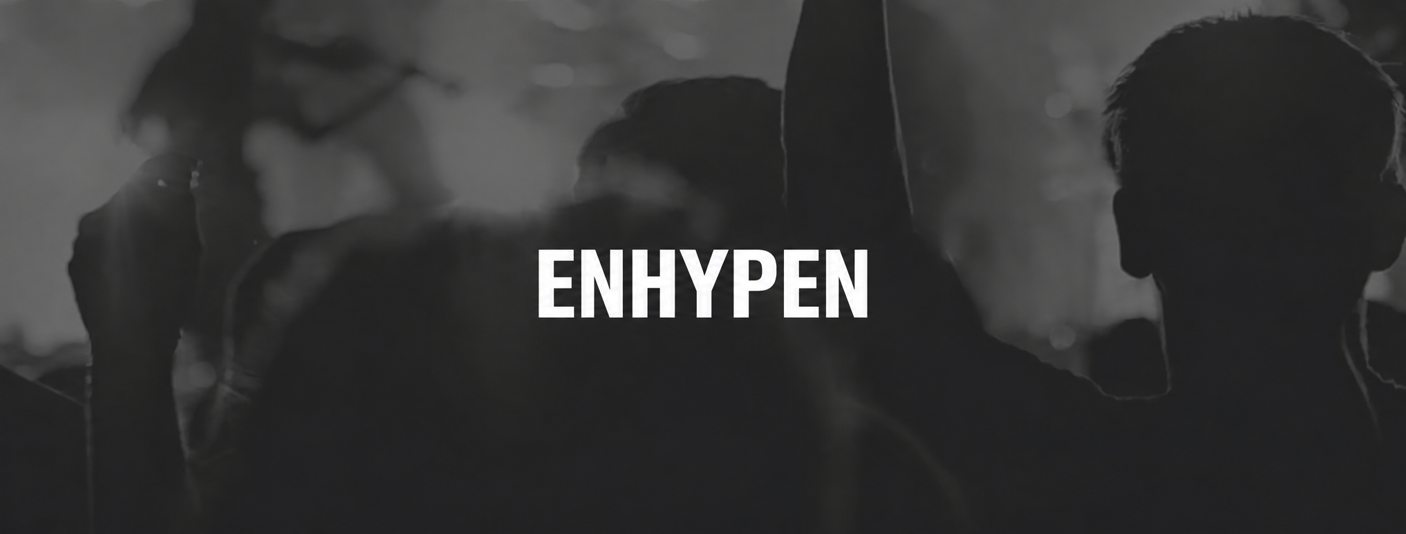 ENHYPEN auf dem Standard-Hintergrund